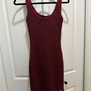 Soprano - burgundy lace fitted dress